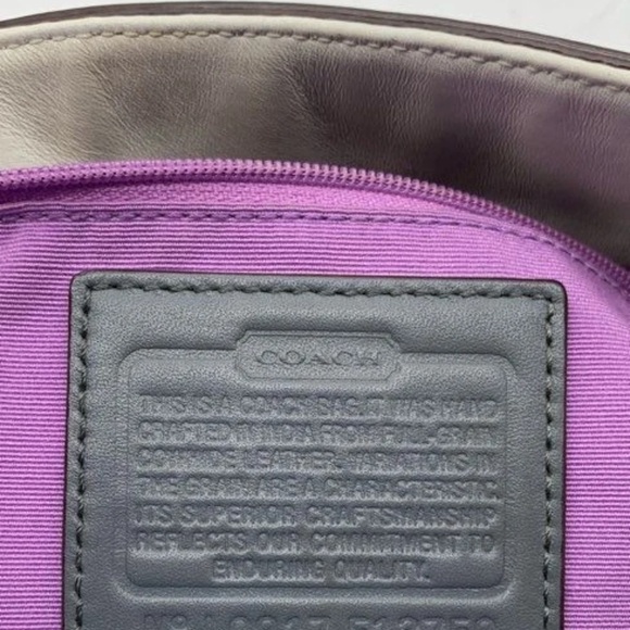 Coach Leather Shoulder Bag White and Gray - Picture 6 of 8